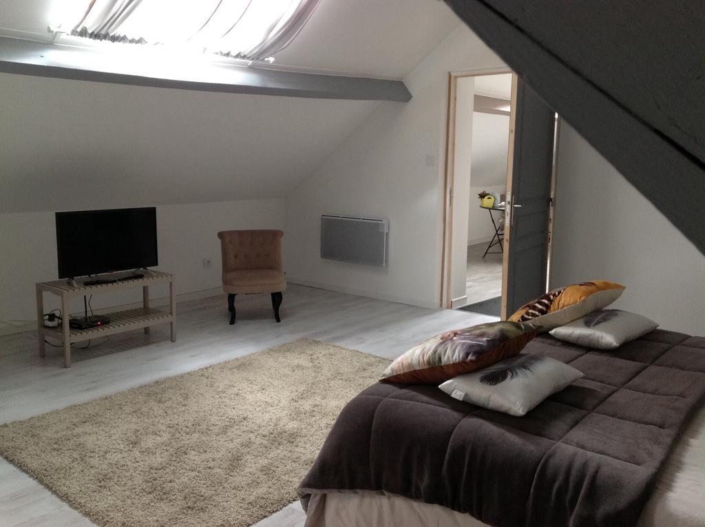 Chambre D'Hotes La Chaiserie Romeries Exteriér fotografie